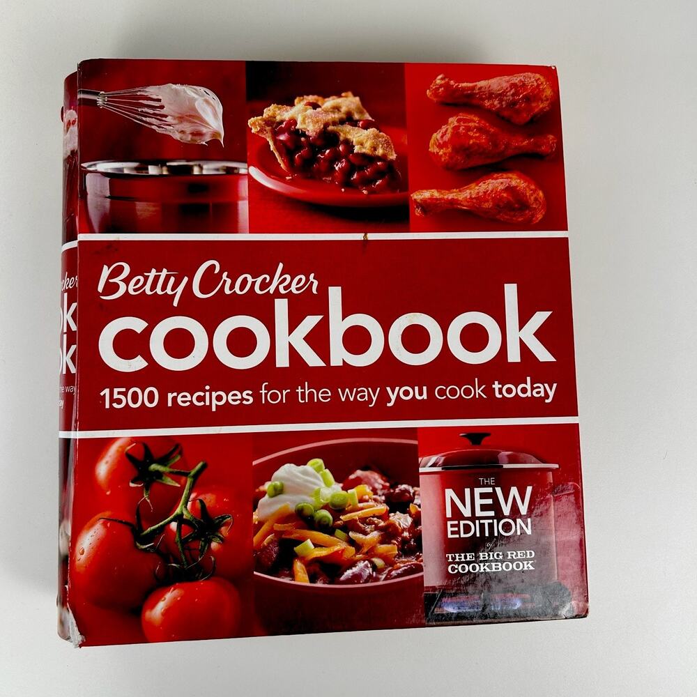 Betty Crocker Cookbook 11th Edition 2011 Ring Bound 1500 Recipes Hardcover HC